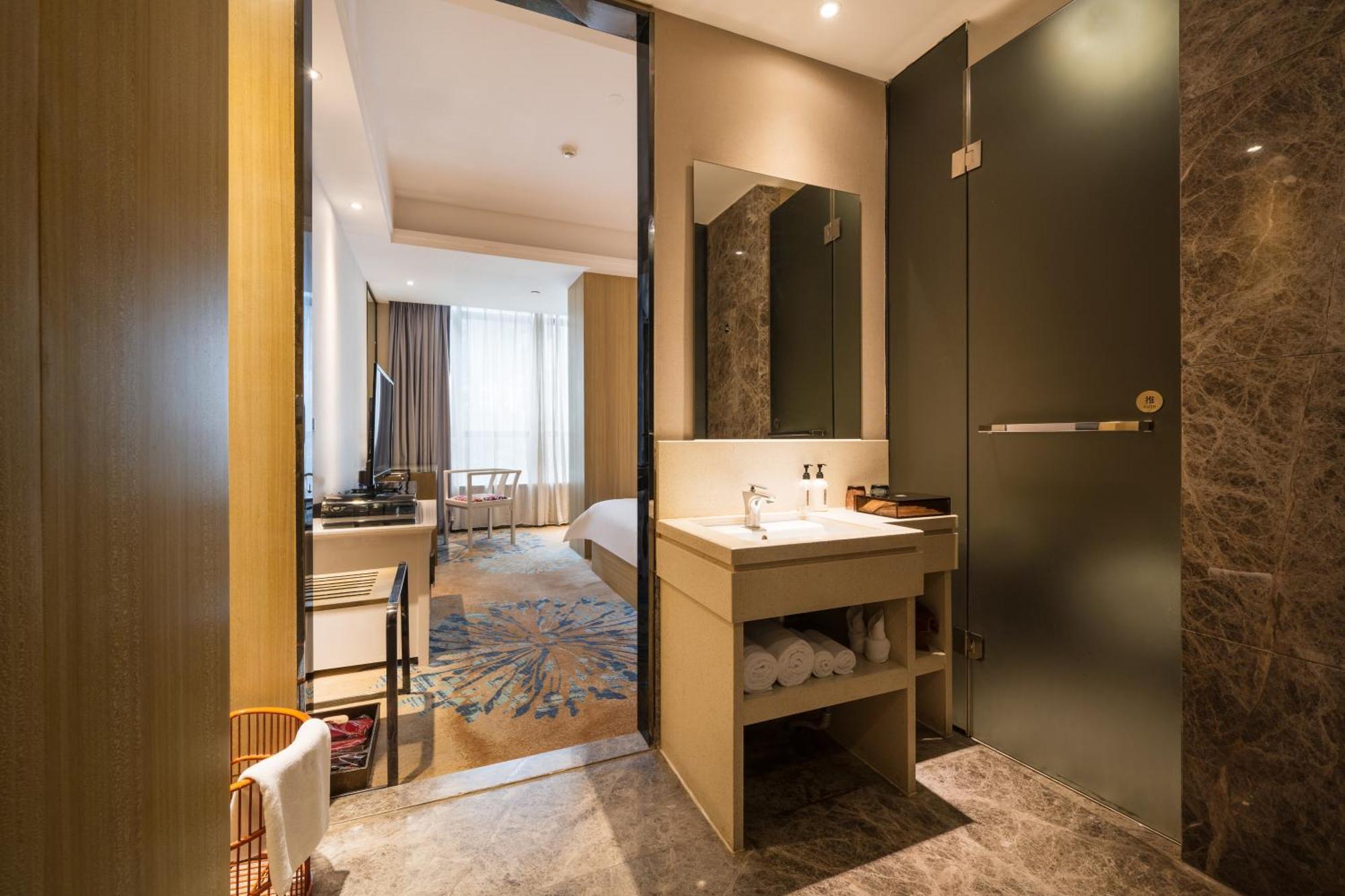 Paco Hotel Tаojin Metro Guangzhou - Free Shuttle Bus For Centen Fair Exterior foto